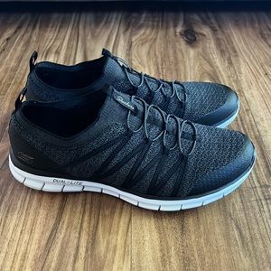 Skecher’s size 11 with memory foam